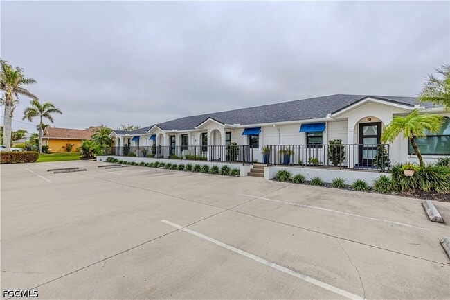 Building Photo - 2722 SW 54th Terrace