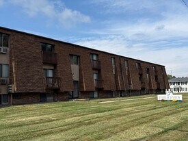 Primary Photo - Terraceview Apartments