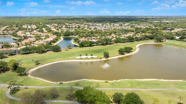 Building Photo - 1896 Crestview Way