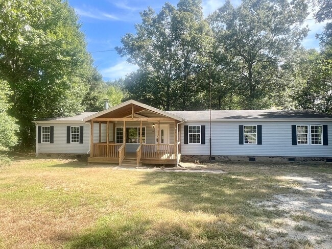 Building Photo - Four bedroom, 2 bath Modular home in Siler...