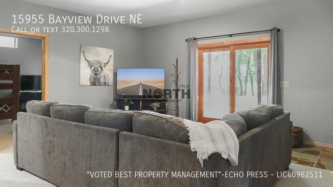 Building Photo - 15955 Bayview Dr NE