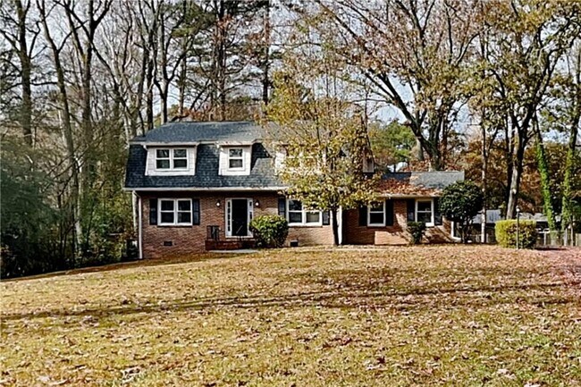 Primary Photo - 2779 Lanier Dr