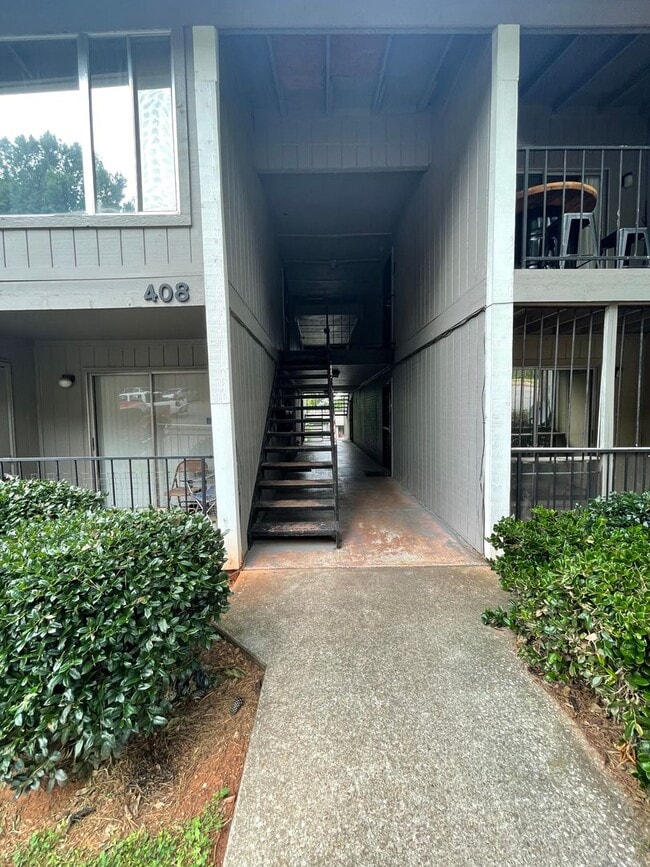 Building Photo - Condominium for rent near Downtown Birming...