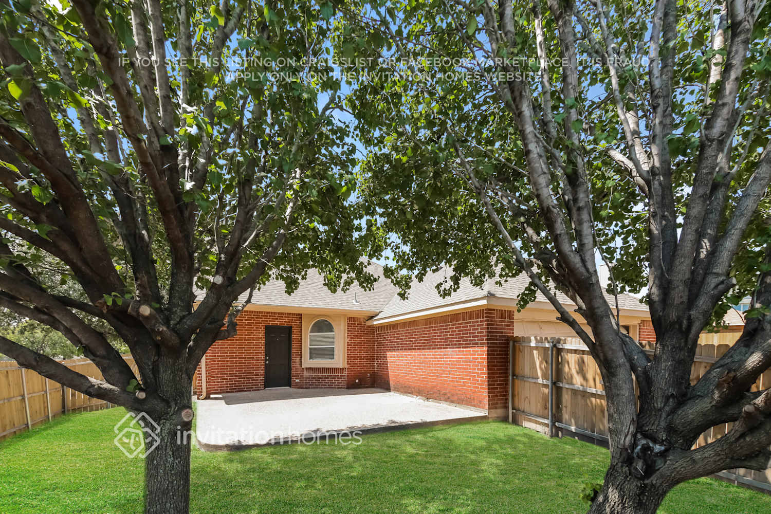 Building Photo - 2624 Bent Brook Dr