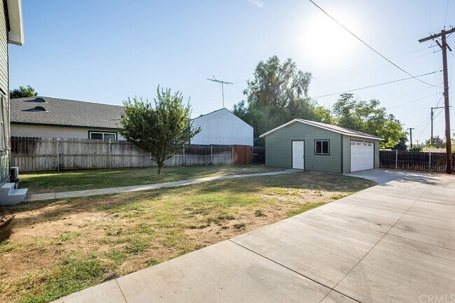 Building Photo - 2909 Lime St