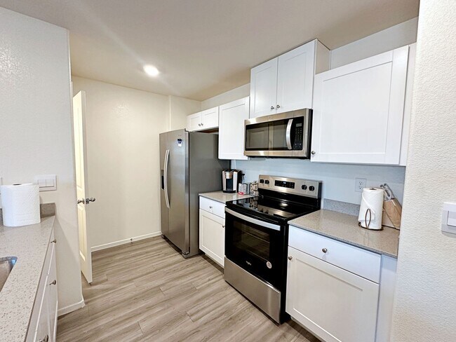 Building Photo - 3 BEDROOM TOWNHOUSE LOCATED IN INSPIRADA