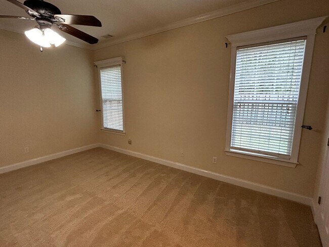Building Photo - 2500 Grier Cir