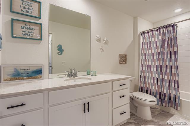 Building Photo - 625 Aspen Ave