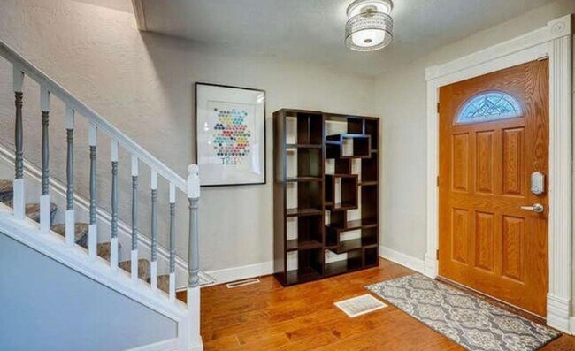 Building Photo - Modern Jefferson Park Living | 3 Bed + 4 Bath Near Restaurants, Breweries & Downtown Denver