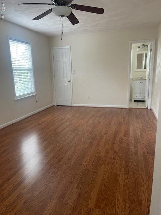 Building Photo - FOR RENT - SHORE DR / BAY AREA VIRGINIA BE...