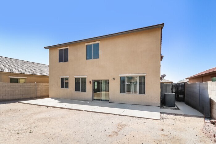 Building Photo - 24828 W Rosita Ave