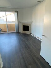 Building Photo - Empire Villa Apartments
