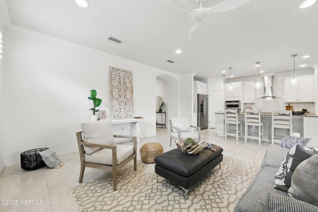 Building Photo - 225 Sweet Pne Trl