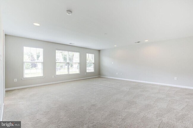 Building Photo - 2311 Whitley Rd