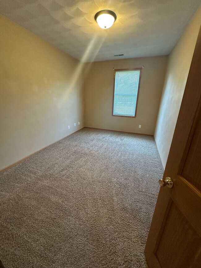 Building Photo - 10318 Metalmark Ln