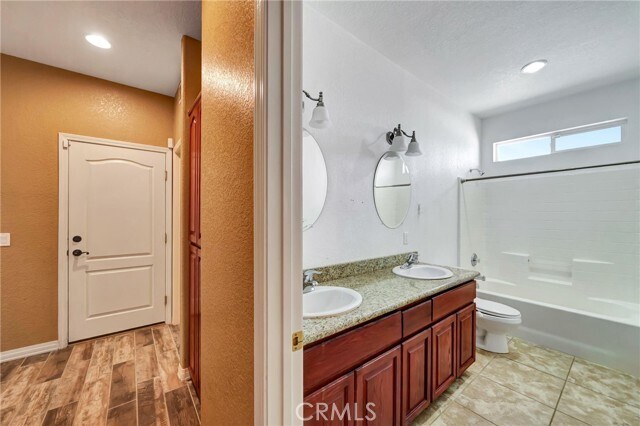 Building Photo - 7315 W Ave A 8