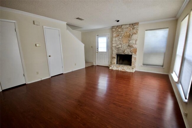 Building Photo - 1405 Camp Craft Rd