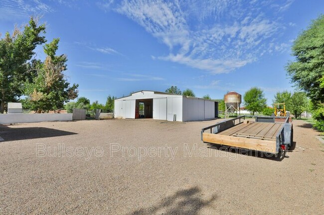 Building Photo - 2672 E Mesquite St