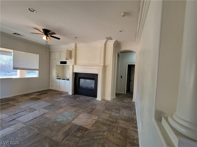 Building Photo - 9338 Wilderness Glen Ave