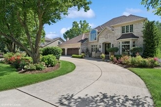 Building Photo - 8S241 Dunham Dr