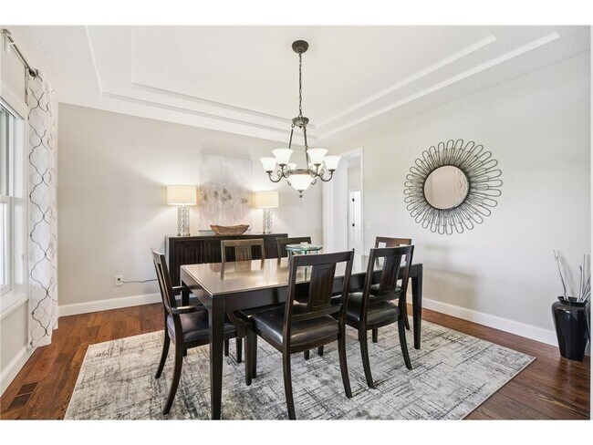 Building Photo - 9520 Scott St