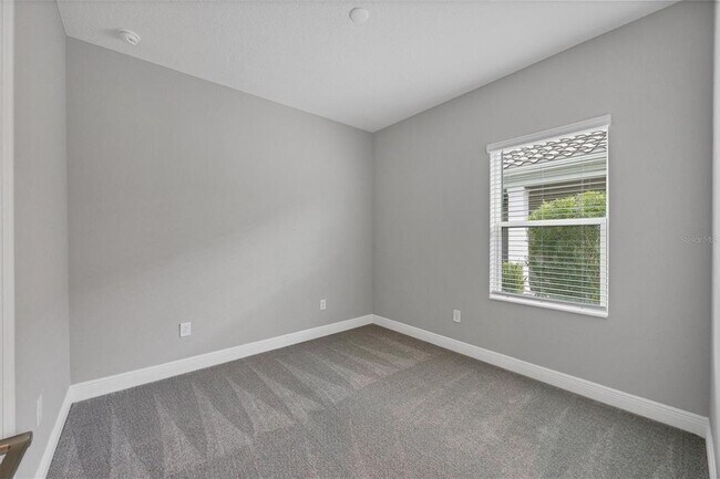 Building Photo - 2617 Star Apple Wy