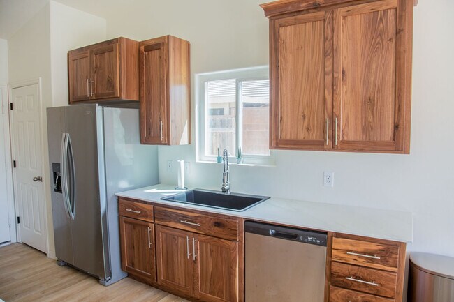 Building Photo - 337 N 3510 W