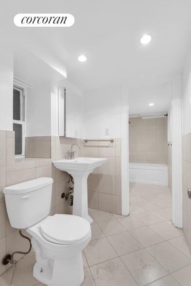 Building Photo - 524 W 123rd St