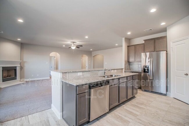 Building Photo - 1810 Quail Hollow