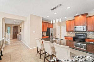 Building Photo - 2535 Villa Borghese