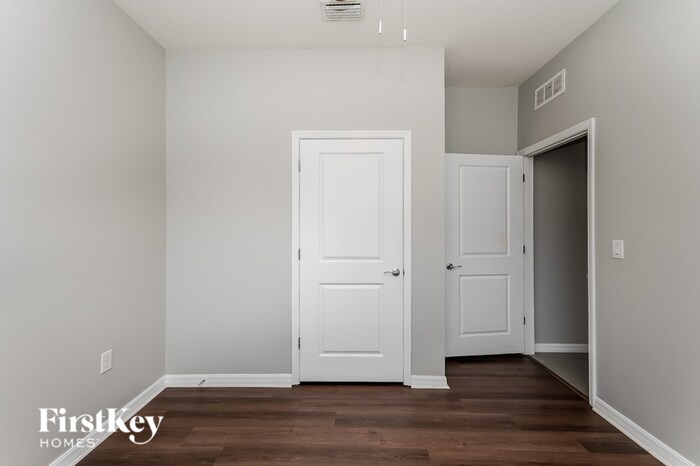 Building Photo - 31806 Tansy Bnd