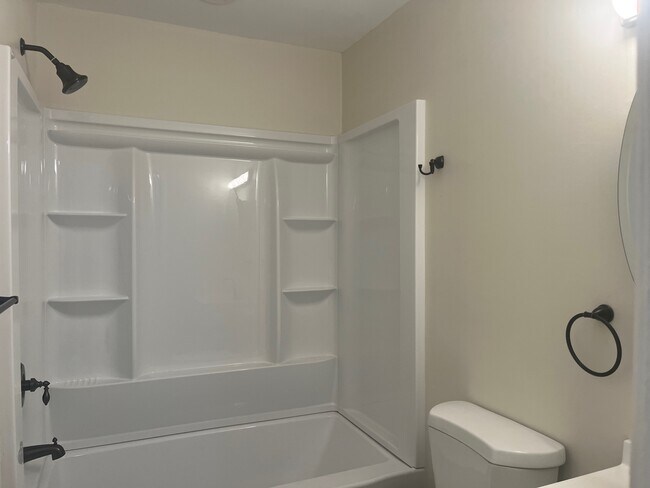 Building Photo - 47304 Jeffry