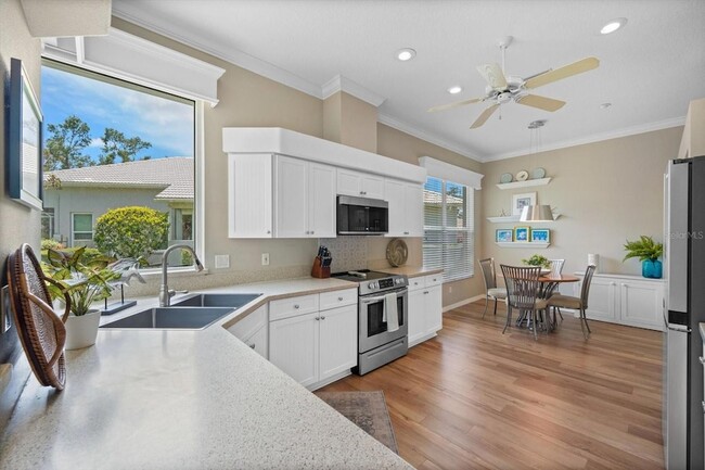 Building Photo - 542 Misty Pine Dr