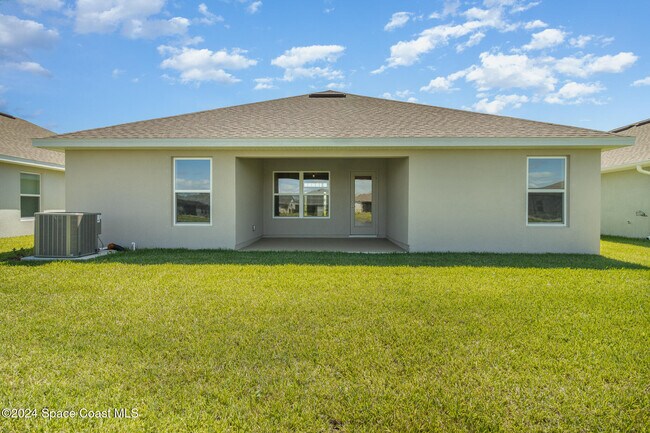 Building Photo - 1844 Middlebury Drive