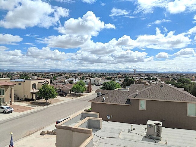 Building Photo - East El Paso 4bed across from Park