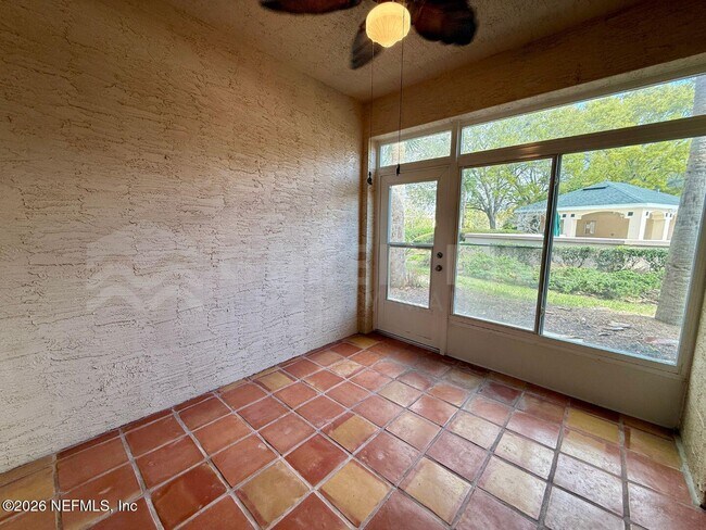 Building Photo - 204 Augusta Cir