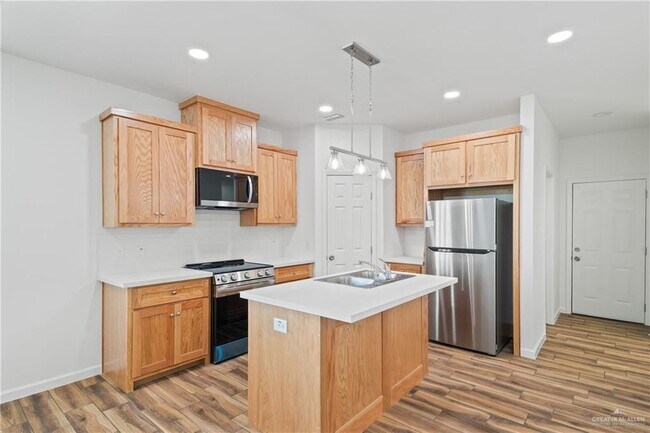 Building Photo - 32 San Andres