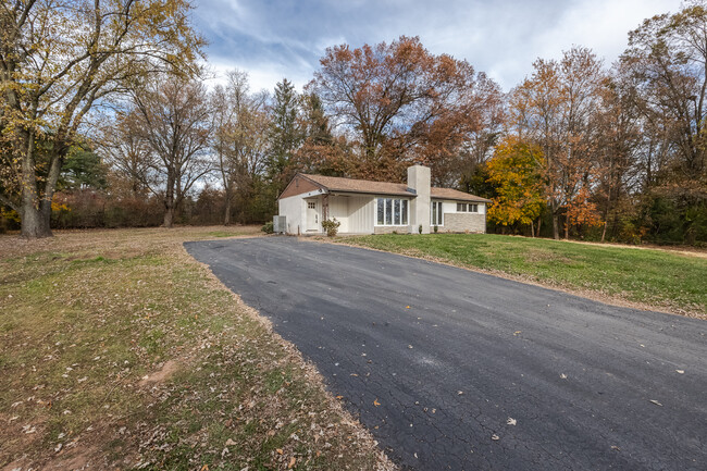 Building Photo - 1201 Bickel Rd