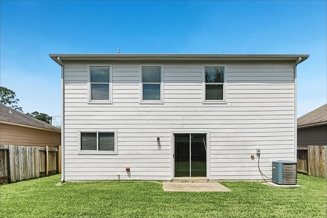 Building Photo - 504 Leaf Cluster Ct E