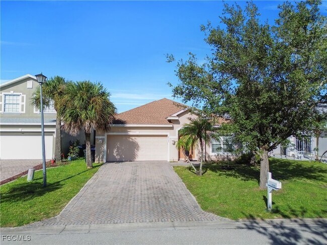 Building Photo - 8125 Silver Birch Way