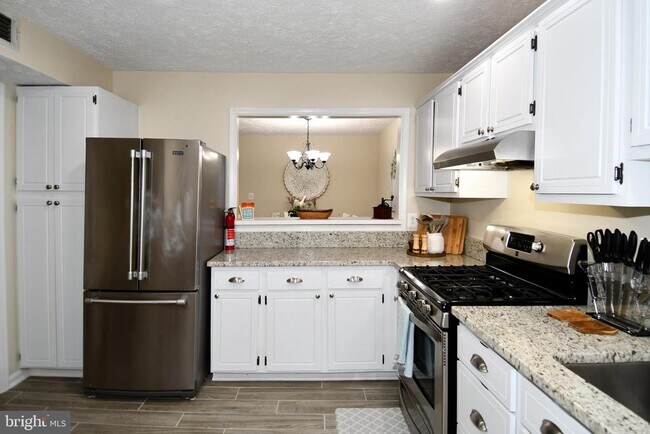 Building Photo - 11944 Cardamom Dr