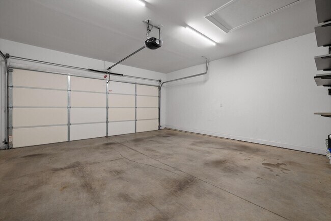 Building Photo - 1411 Park Ave