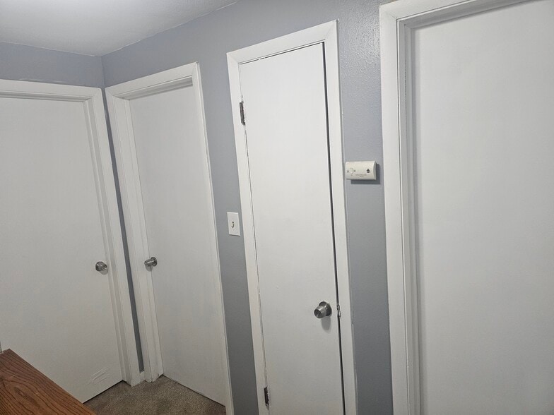 Building Photo - 1114 13th St S