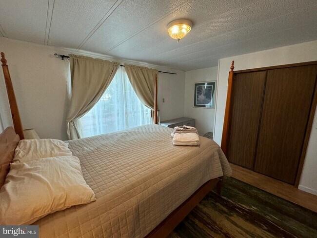 Building Photo - 14002 Sand Dune Rd