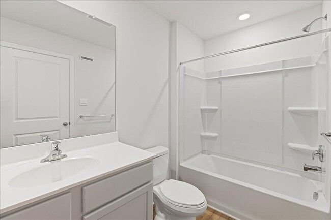 Building Photo - 27 Whaler Dr