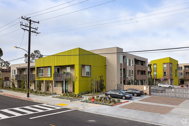 Primary Photo - Stanford Ave Apartments