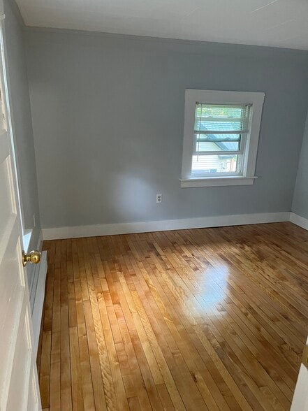 Building Photo - 53 Gilford Ave