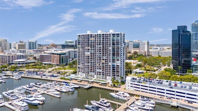 Building Photo - 400 N Flagler Dr