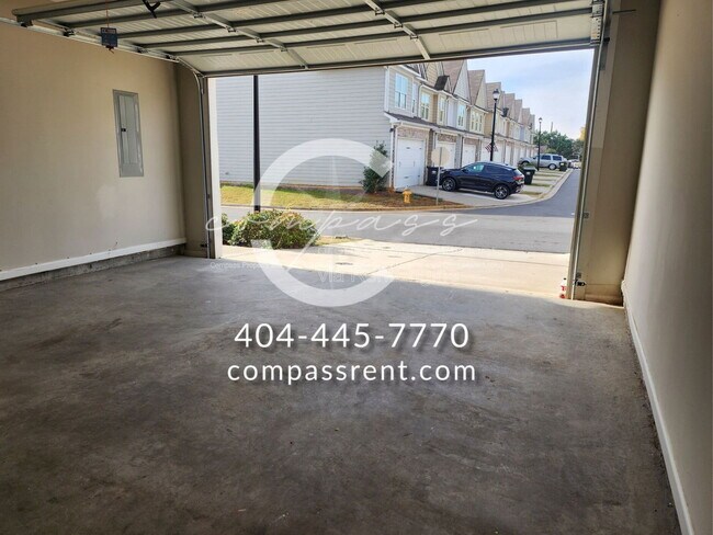 Building Photo - 109 Squarewood Ln NW