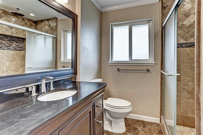 Building Photo - 6031 Cerritos Dr